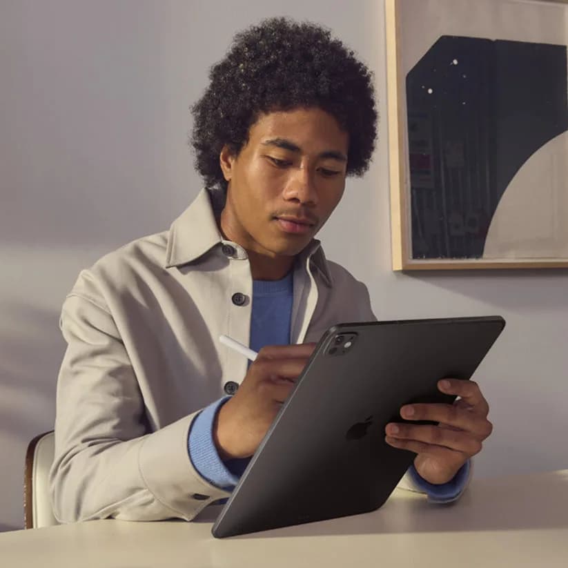 Apple iPad Pro 13-inch M5 Chip, 256GB Wi-Fi Tablet –Standard Glass Display | Silver - Image 7